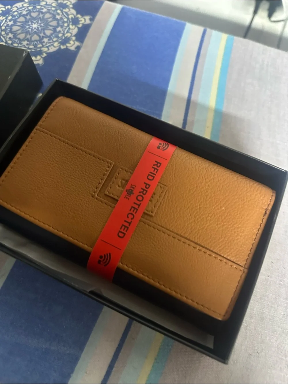 Men's RFID Protected Tan Leather Wallet